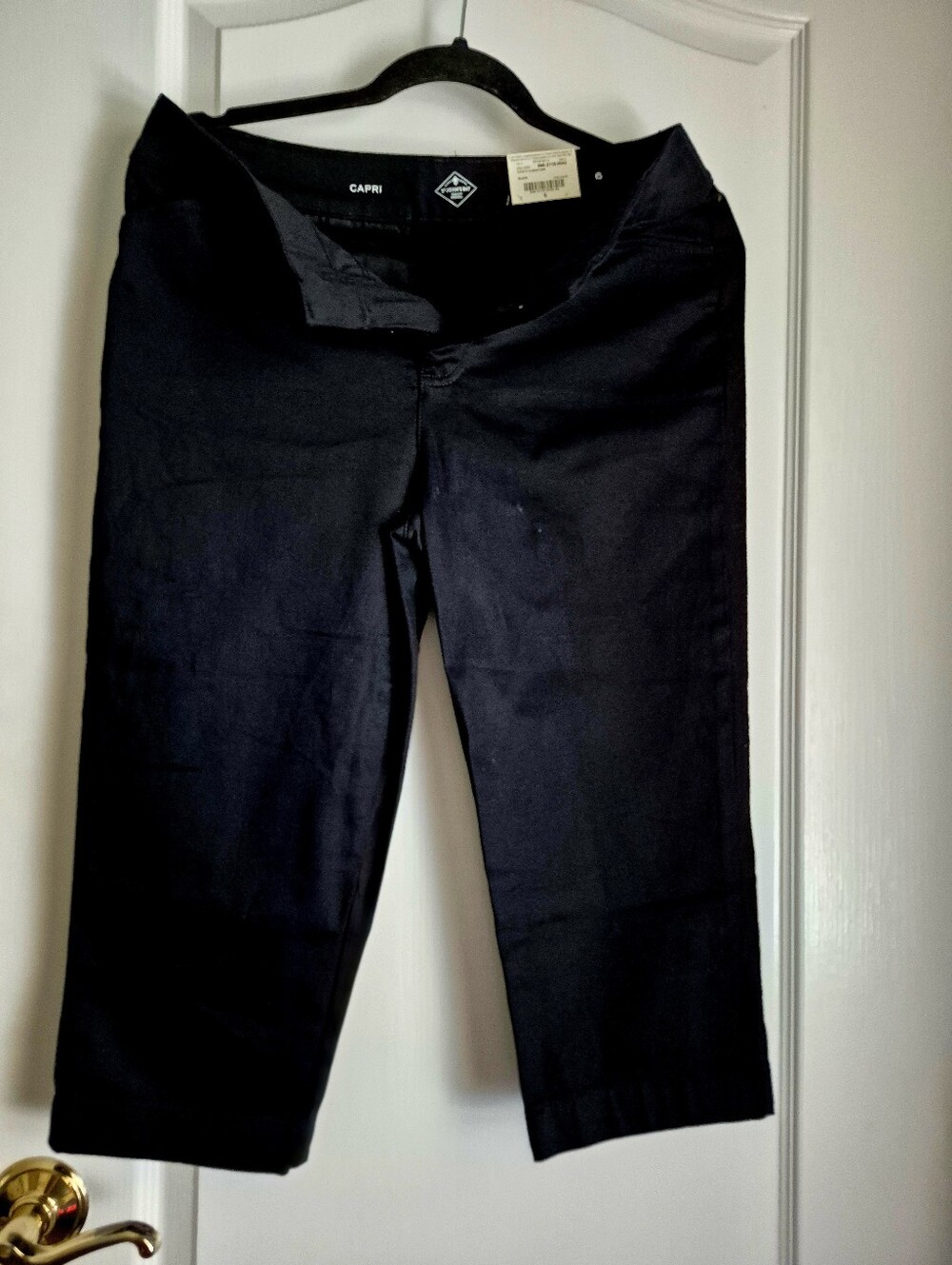 Women's Black Capri Pants
